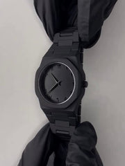 Black Minimalist Analog Wrist Aura Watch With Stainless Steel Strap And Butterfly Lock Non Waterproof